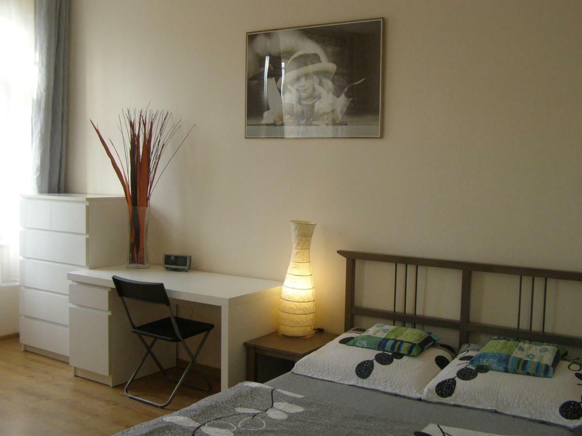 Appartement Apartament Optimum à Cracovie Extérieur photo